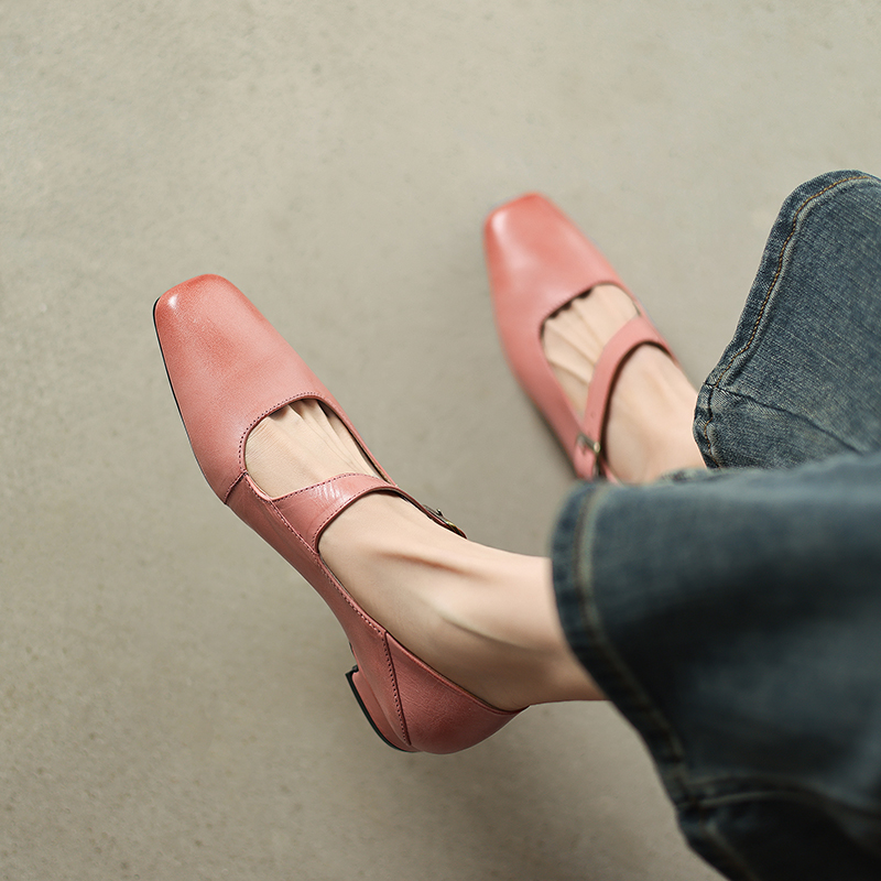 Retro Chinese Style Qipao Flat Mouth Single Shoes for Women - Sweet Slim Fit Genuine Leather Deer and Nara Literary Design Retro Chinese Style Qipao Flat Mouth Single Shoes for Women - Sweet Slim Fit Genuine Leather Deer and Nara Literary Design