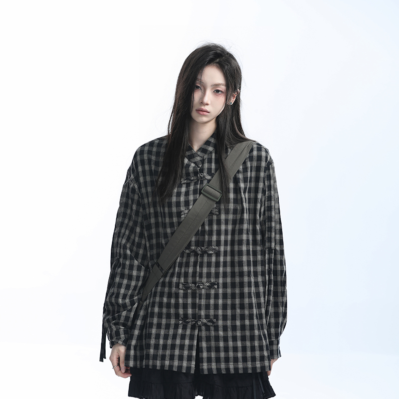 Retro Chinese-Style Red Plaid Short Sleeve Shirt for Women - Unique Loose Fit, Vintage-Inspired Fashion Retro Chinese-Style Red Plaid Short Sleeve Shirt for Women - Unique Loose Fit, Vintage-Inspired Fashion