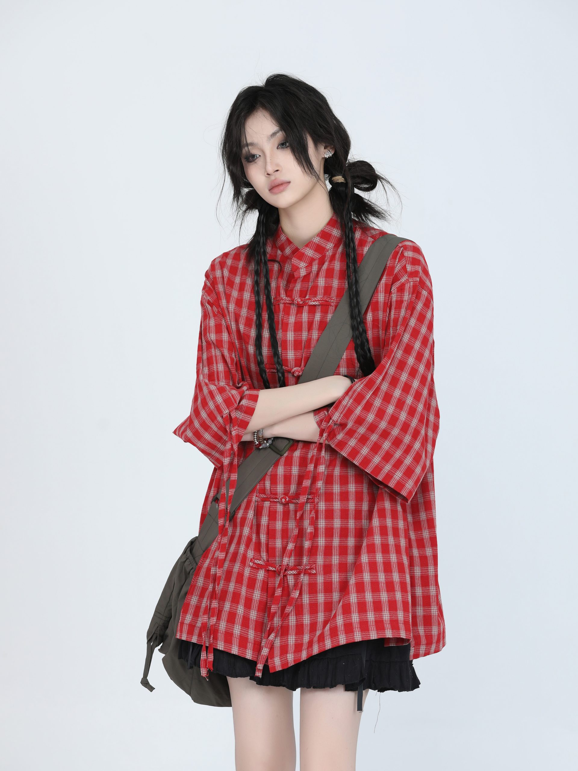 Retro Chinese-Style Red Plaid Short Sleeve Shirt for Women - Unique Loose Fit, Vintage-Inspired Fashion Retro Chinese-Style Red Plaid Short Sleeve Shirt for Women - Unique Loose Fit, Vintage-Inspired Fashion