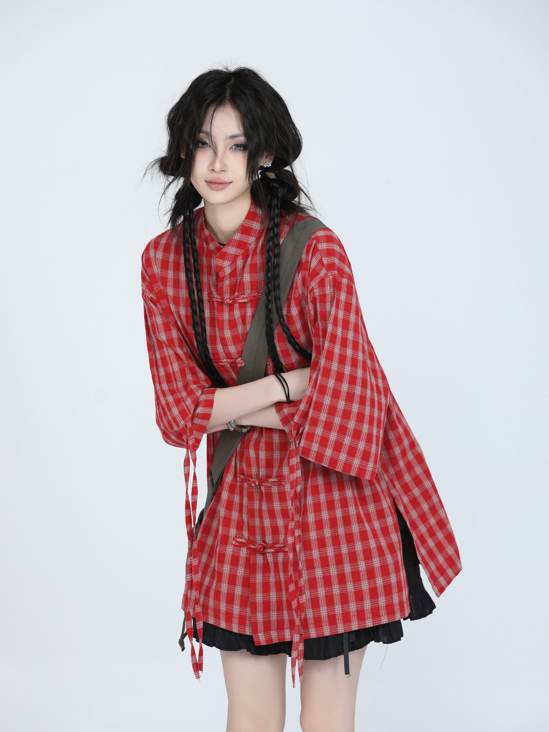 Retro Chinese-Style Red Plaid Short Sleeve Shirt for Women - Unique Loose Fit, Vintage-Inspired Fashion Retro Chinese-Style Red Plaid Short Sleeve Shirt for Women - Unique Loose Fit, Vintage-Inspired Fashion