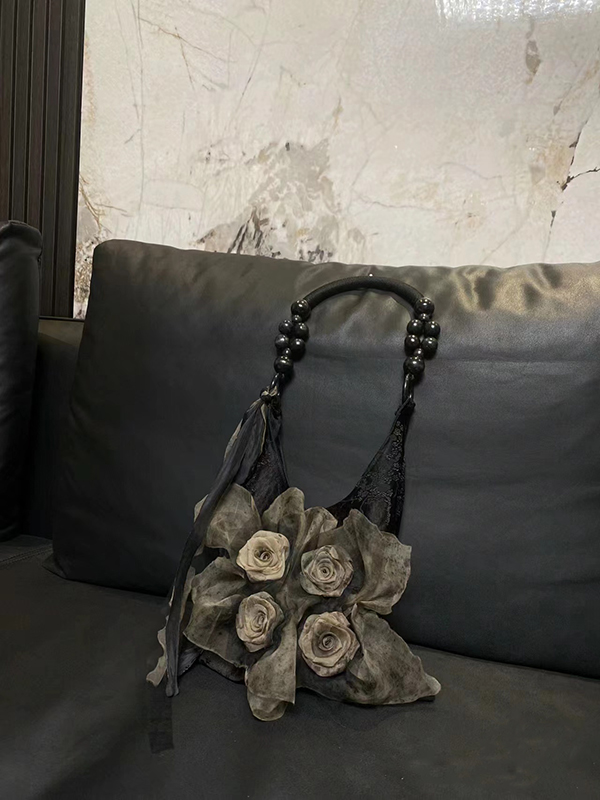 Retro Chinese Style Rose Floral Pleated Tote Bag - Large Capacity Shoulder Bag for Commuting Retro Chinese Style Rose Floral Pleated Tote Bag - Large Capacity Shoulder Bag for Commuting