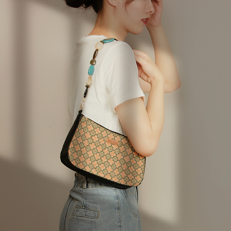 Retro Chinese Style Underarm Bag for Women - Vintage Cute Small Crossbody Bag for Spring/Summer 2024 Retro Chinese Style Underarm Bag for Women - Vintage Cute Small Crossbody Bag for Spring/Summer 2024