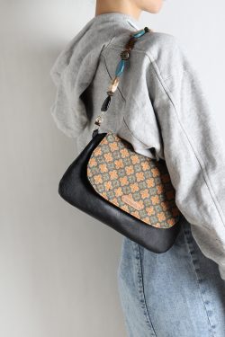 Retro Chinese Style Vintage Shoulder Crossbody Bag for Women - Spring/Summer Collection, Niche Design Underarm Bag