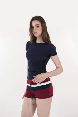 Retro Color-Blocked Wide Stripe Knitted Shorts - Y2K-Inspired Summer Fashion