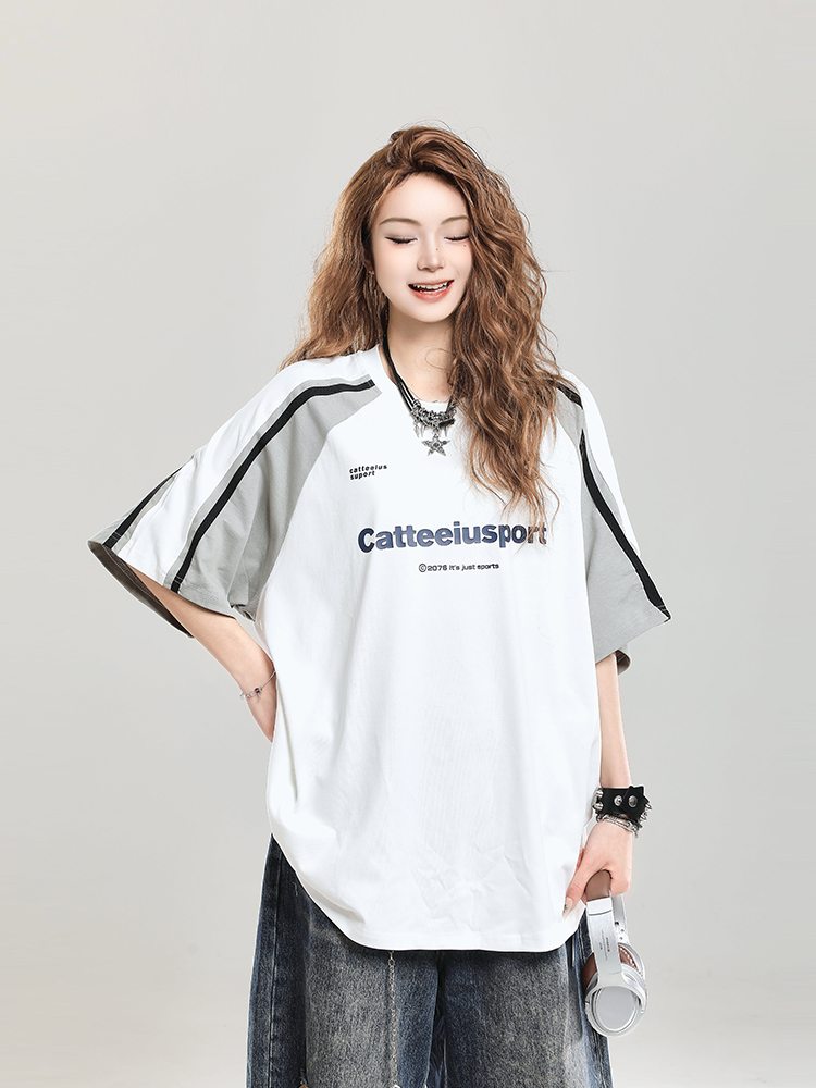 Retro Color-Blocking Raglan Short-Sleeve T-Shirt for Women - Summer Casual Oversized Top Retro Color-Blocking Raglan Short-Sleeve T-Shirt for Women - Summer Casual Oversized Top