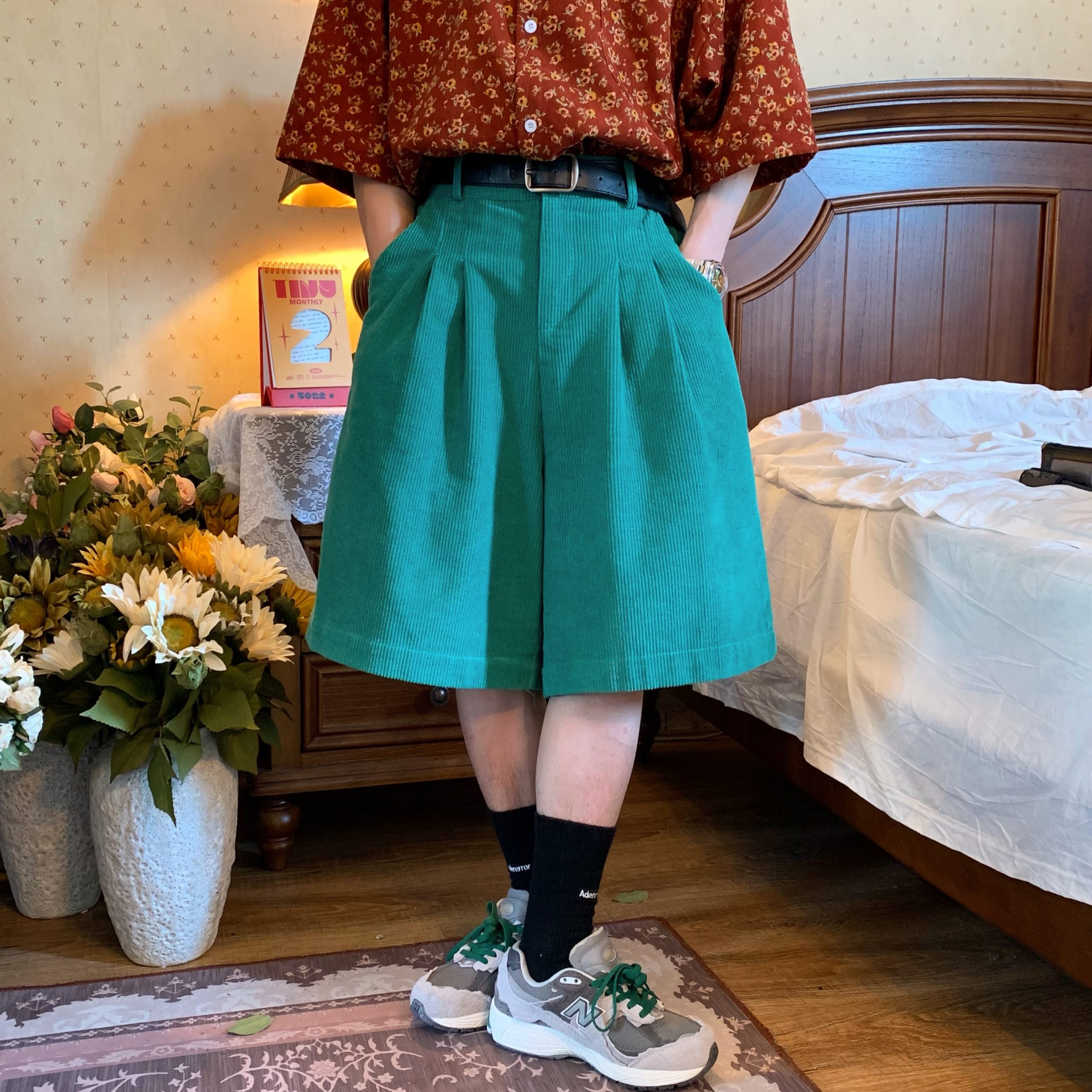 Retro Corduroy Wide-Leg Shorts for Summer - Unisex Casual Loose Fit Straight Pants Retro Corduroy Wide-Leg Shorts for Summer - Unisex Casual Loose Fit Straight Pants