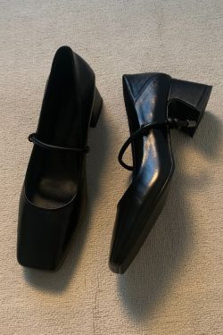 Retro Cowhide High-Heeled Mary Jane Shoes with Square Toe and Single Strap - French Style Chunky Heel Commuter Flats