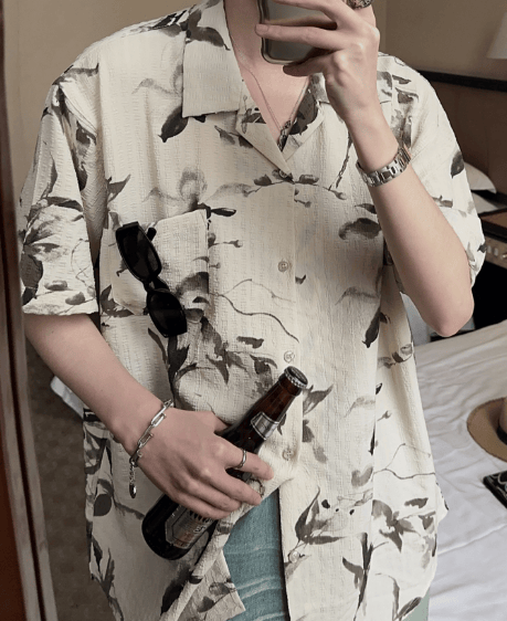 Retro Cuban Collar Floral Short-Sleeve Shirt for Men and Women - Vintage Loose Beach Style, Lightweight Summer Trend Retro Cuban Collar Floral Short-Sleeve Shirt for Men and Women - Vintage Loose Beach Style, Lightweight Summer Trend