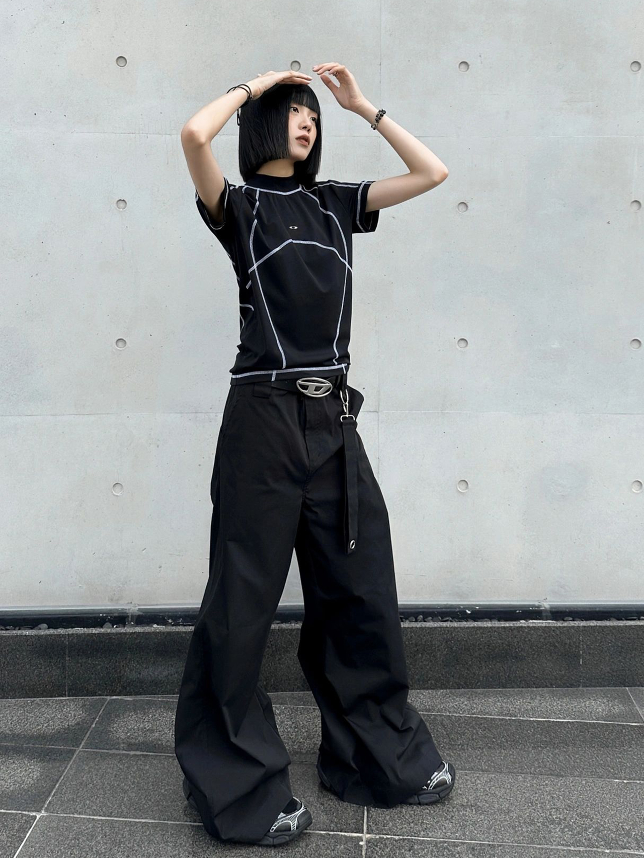 Retro Deconstructed Short-Sleeve Women's Summer T-Shirt - American Style Casual Slim Fit Top for Y2K Outdoor Fashion Retro Deconstructed Short-Sleeve Women's Summer T-Shirt - American Style Casual Slim Fit Top for Y2K Outdoor Fashion