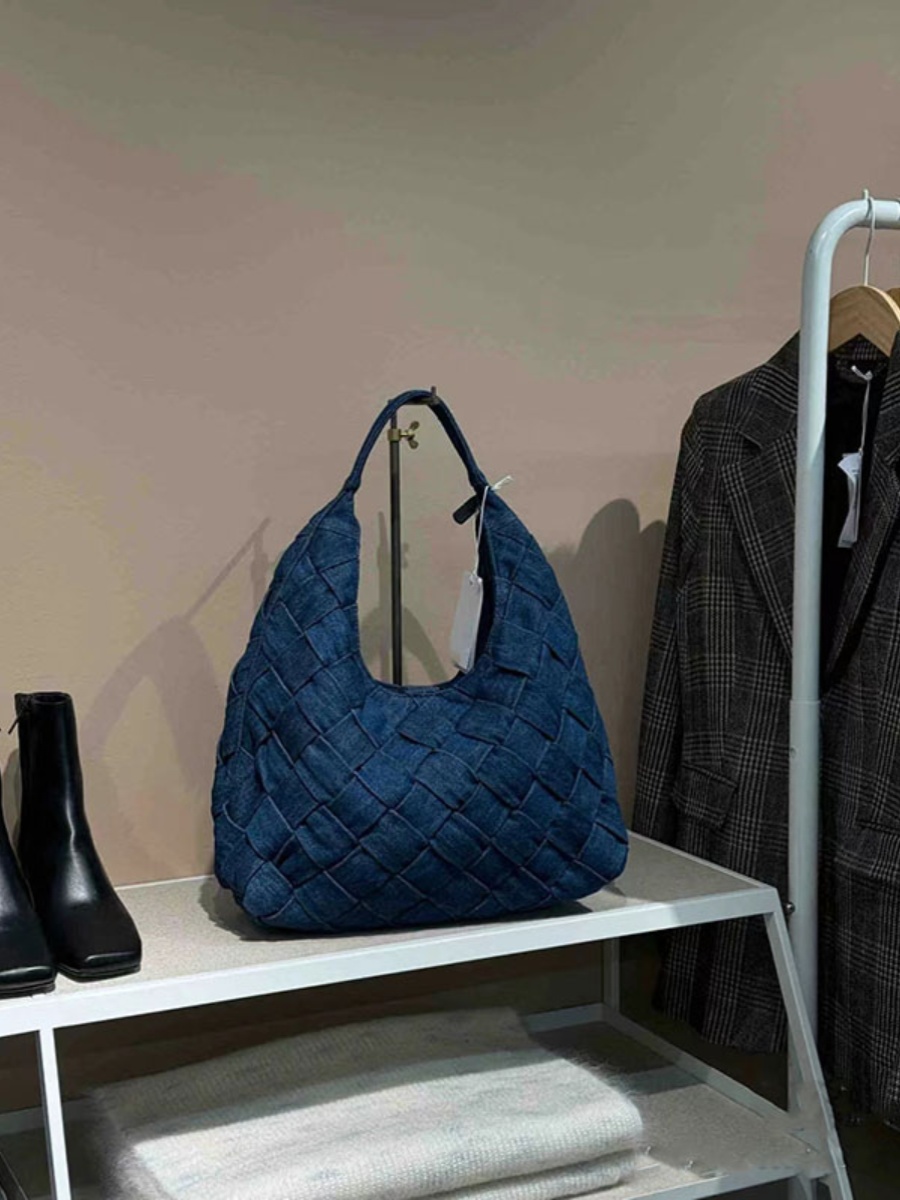 Retro Denim Blue Woven Tote Bag - Large Capacity Underarm Shoulder Handbag for Casual Everyday Use Retro Denim Blue Woven Tote Bag - Large Capacity Underarm Shoulder Handbag for Casual Everyday Use