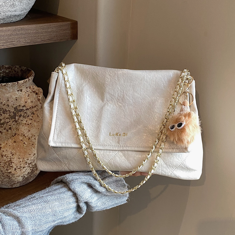 Retro Diamond Quilted Chain Shoulder Bag - Large Oil Wax Leather Handbag for Women, Trendy 2025 Casual Commuter Tote Retro Diamond Quilted Chain Shoulder Bag - Large Oil Wax Leather Handbag for Women, Trendy 2025 Casual Commuter Tote