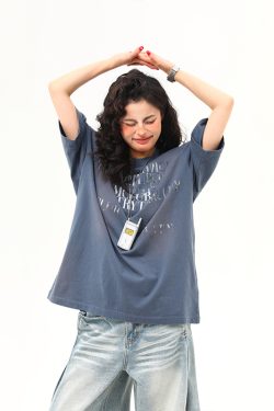 Retro Distressed Letter Short-Sleeve T-Shirt for Women – Summer Loose Fit Versatile Casual Top, Vintage American Style