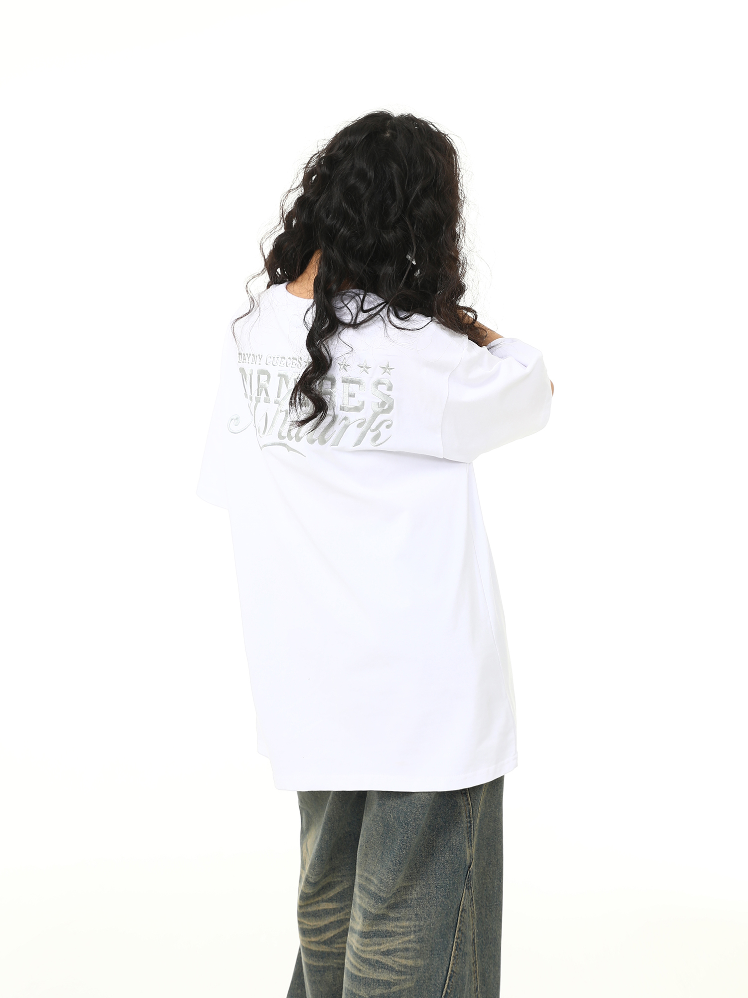 Retro Embroidered Letter Short-Sleeve T-Shirt for Men and Women, Oversized Couple Style, Vintage 90s American Fashion Retro Embroidered Letter Short-Sleeve T-Shirt for Men and Women, Oversized Couple Style, Vintage 90s American Fashion