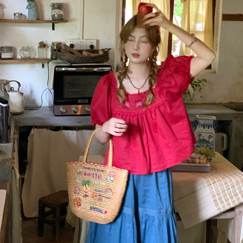 Retro Embroidered Square Neck Puff Sleeve Top and Women's Summer Ramie Half Skirt Set - Vintage Style Outfit Retro Embroidered Square Neck Puff Sleeve Top and Women's Summer Ramie Half Skirt Set - Vintage Style Outfit