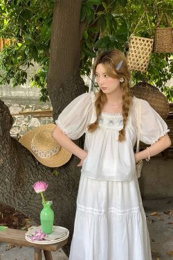 Retro Embroidered Square Neck Puff Sleeve Top and Women's Summer Ramie Half Skirt Set - Vintage Style Outfit