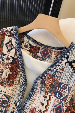 Retro Ethnic Geometric Jacquard Tassel Vest Outerwear - Boho Chic Loose Tank Top for Women, Perfect for Prairie Travel