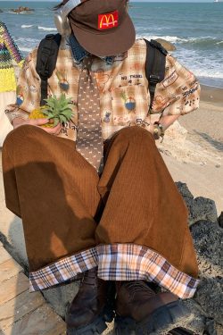 Retro Graffiti Checkered Short Sleeve Shirt for Men and Women - Vintage Summer Half Sleeve Top in 90s Style