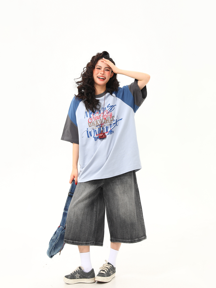 Retro Graffiti Letter Color-Blocking Raglan Short-Sleeve T-Shirt for Women - Unique American 90s Style Graphic Tee Retro Graffiti Letter Color-Blocking Raglan Short-Sleeve T-Shirt for Women - Unique American 90s Style Graphic Tee