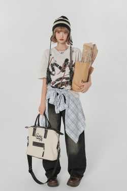 Retro Graffiti Print Round Neck Short Sleeve T-Shirt for Women - Loose Slim Fit Summer Street Style Top