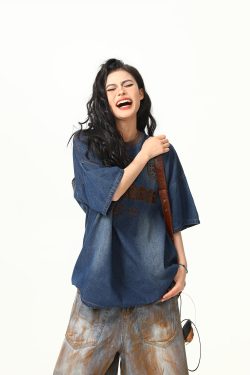 Retro Heavy Embroidery Washed Denim Short Sleeve T-shirt for Men and Women - Loose Fit Summer Style