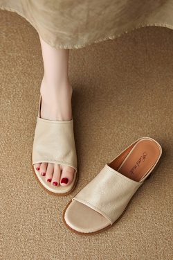 Retro High Heel Slide Sandals for Women - Genuine Leather Round Toe Open-Toe Slippers, Thick Heel, Summer 2025 Fashion