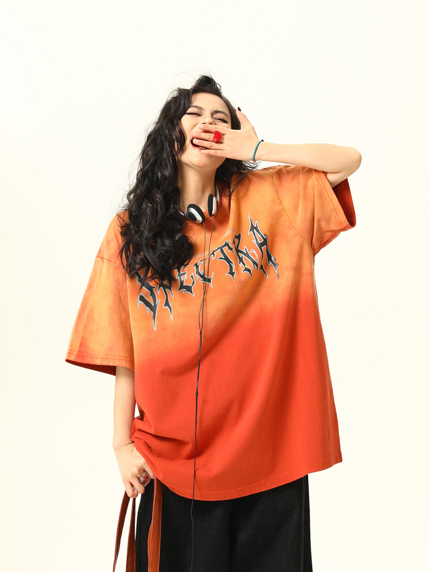 Retro High Street Washed Gradient Letter Short-Sleeve T-Shirt for Men and Women - Trendy Summer Couple Tee Retro High Street Washed Gradient Letter Short-Sleeve T-Shirt for Men and Women - Trendy Summer Couple Tee