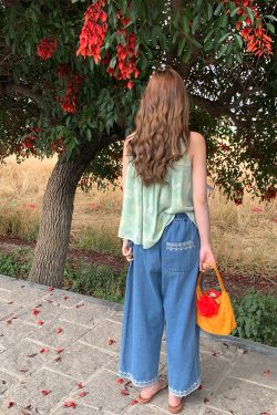 Retro High-Waisted Denim Pants with Lace Trim - Women's Wide-Leg Summer Trousers, Vintage Sea Heartbeat Embroidery