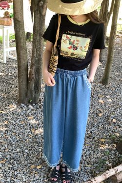 Retro High-Waisted Denim Pants with Lace Trim - Women's Wide-Leg Summer Trousers, Vintage Sea Heartbeat Embroidery