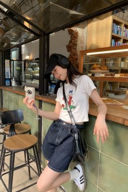 Retro High-Waisted Denim Shorts for Women - 2025 New Style Deep Blue Casual Wide-Leg Straight Leg Summer Fashion