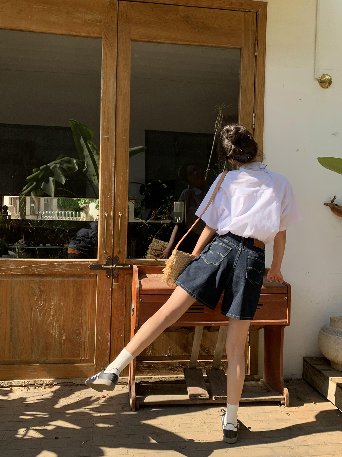 Retro High-Waisted Denim Shorts for Women - 2025 New Style Deep Blue Casual Wide-Leg Straight Leg Summer Fashion Retro High-Waisted Denim Shorts for Women - 2025 New Style Deep Blue Casual Wide-Leg Straight Leg Summer Fashion