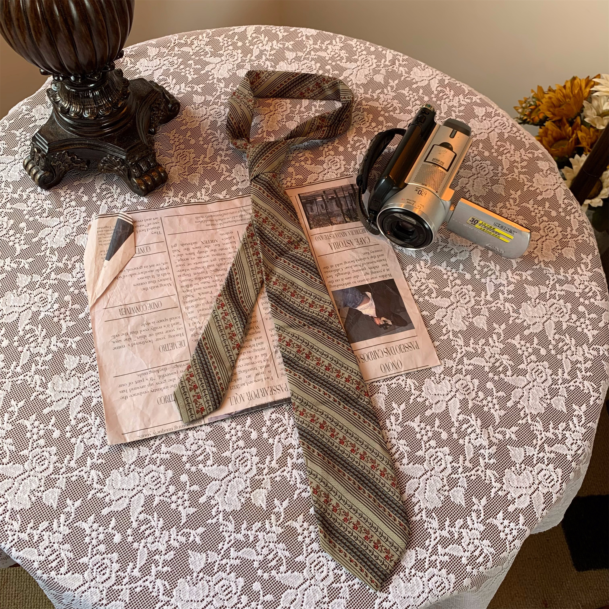 Retro Hong Kong Style Floral Long Tie 90s Wide Bow Tie Shirt Accessory for Versatile Fashion Looks Retro Hong Kong Style Floral Long Tie 90s Wide Bow Tie Shirt Accessory for Versatile Fashion Looks