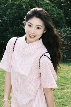 Retro Hong Kong Style Pink Striped Short Sleeve Shirt for Women - Casual Loose Fit Smiley Face Jacket Top for Summer