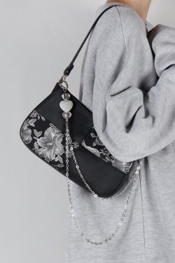 Retro Jacquard Embroidered Heart Beaded Underarm Bag - Handmade Crossbody Women's Bag in Sweet Cool Style