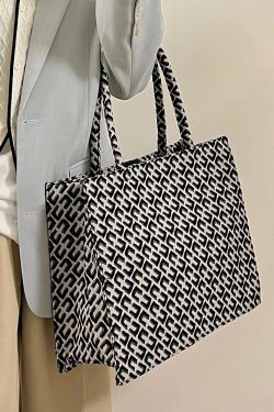 Retro Jacquard Tote Bag for Women - Large Capacity Canvas Shoulder Bag for Commuting - Trendy 2022 Niche Style