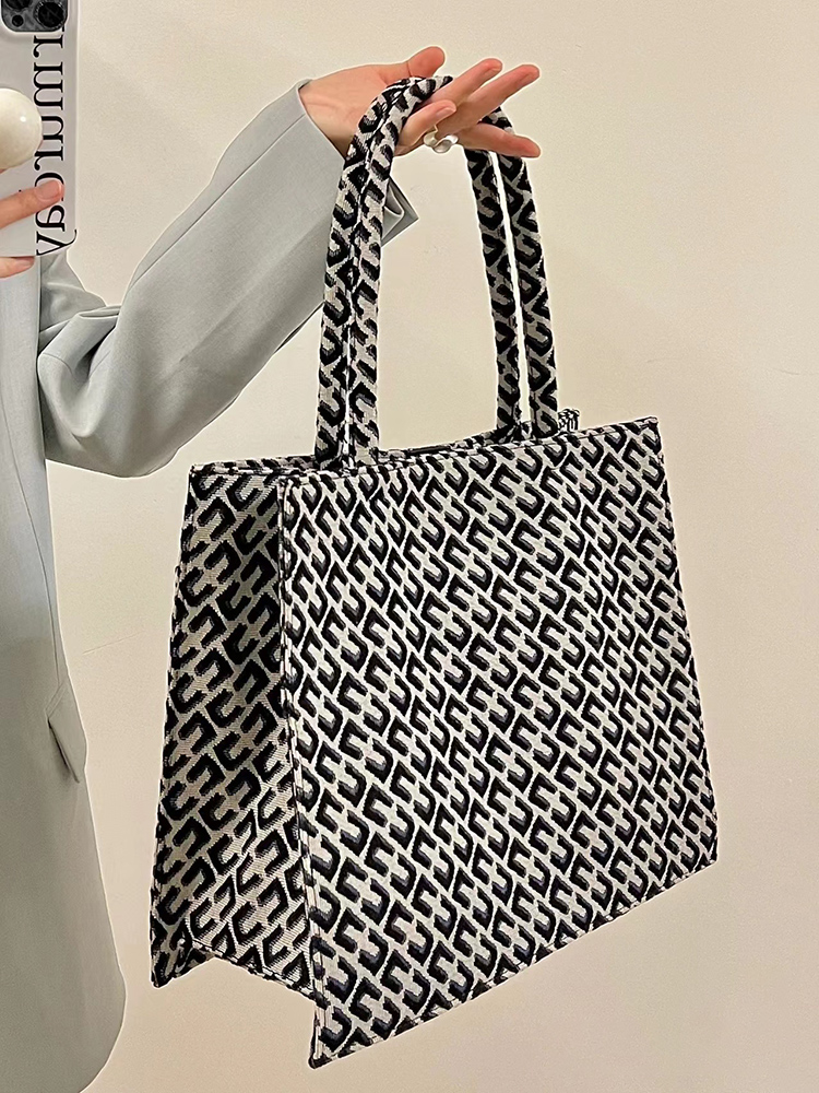 Retro Jacquard Tote Bag for Women - Large Capacity Canvas Shoulder Bag for Commuting - Trendy 2022 Niche Style Retro Jacquard Tote Bag for Women - Large Capacity Canvas Shoulder Bag for Commuting - Trendy 2022 Niche Style