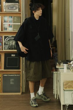 Retro Japanese Style Short Sleeve Shirt Jacket for Men - Loose Casual Summer Workwear for City Boys