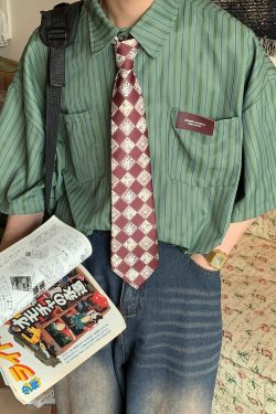 Retro Japanese-Style Vertical Striped Loose Short-Sleeve Shirt for Men and Women, Summer City Boy Aesthetic, Hong Kong Influence