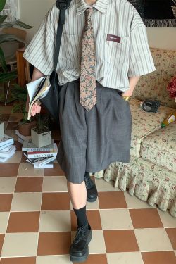 Retro Japanese-Style Vertical Striped Loose Short-Sleeve Shirt for Men and Women, Summer City Boy Aesthetic, Hong Kong Influence