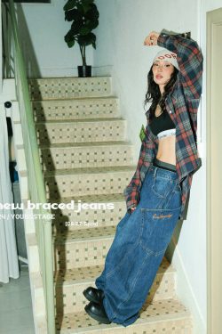 Retro Large Pocket Wide-Leg Denim Pants for Women - Floor-Length Curved Blade Trousers for Spicy 90s Y2K Style