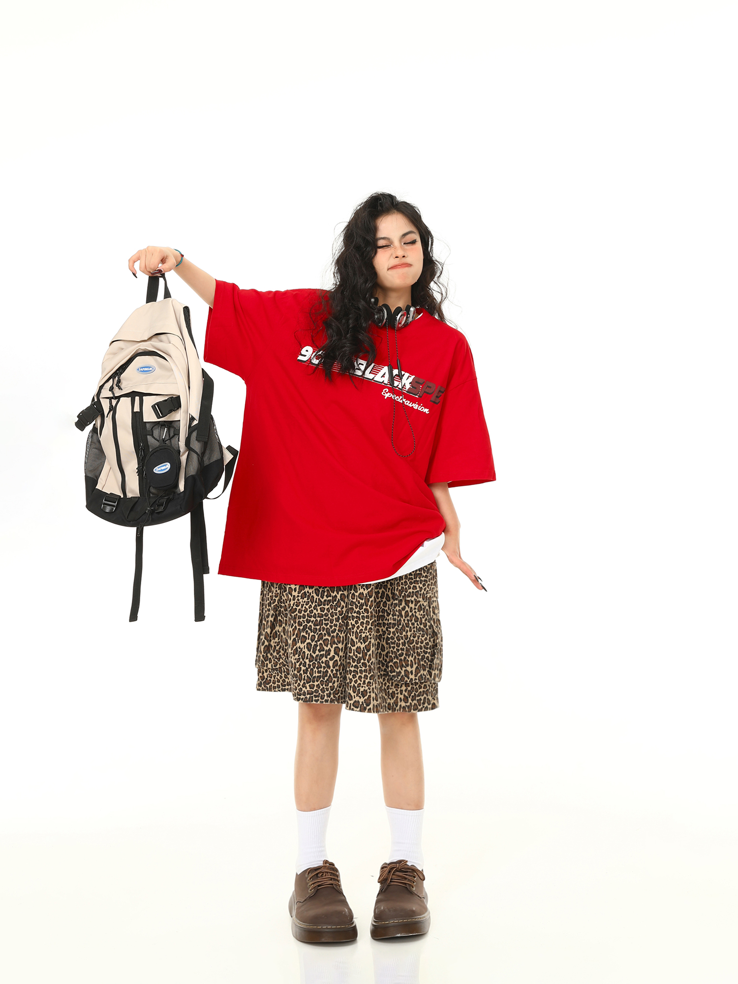 Retro Leopard Print Cargo Shorts for Men and Women - Loose Wide-Leg Style with Multiple Pockets, Trendy Streetwear Retro Leopard Print Cargo Shorts for Men and Women - Loose Wide-Leg Style with Multiple Pockets, Trendy Streetwear