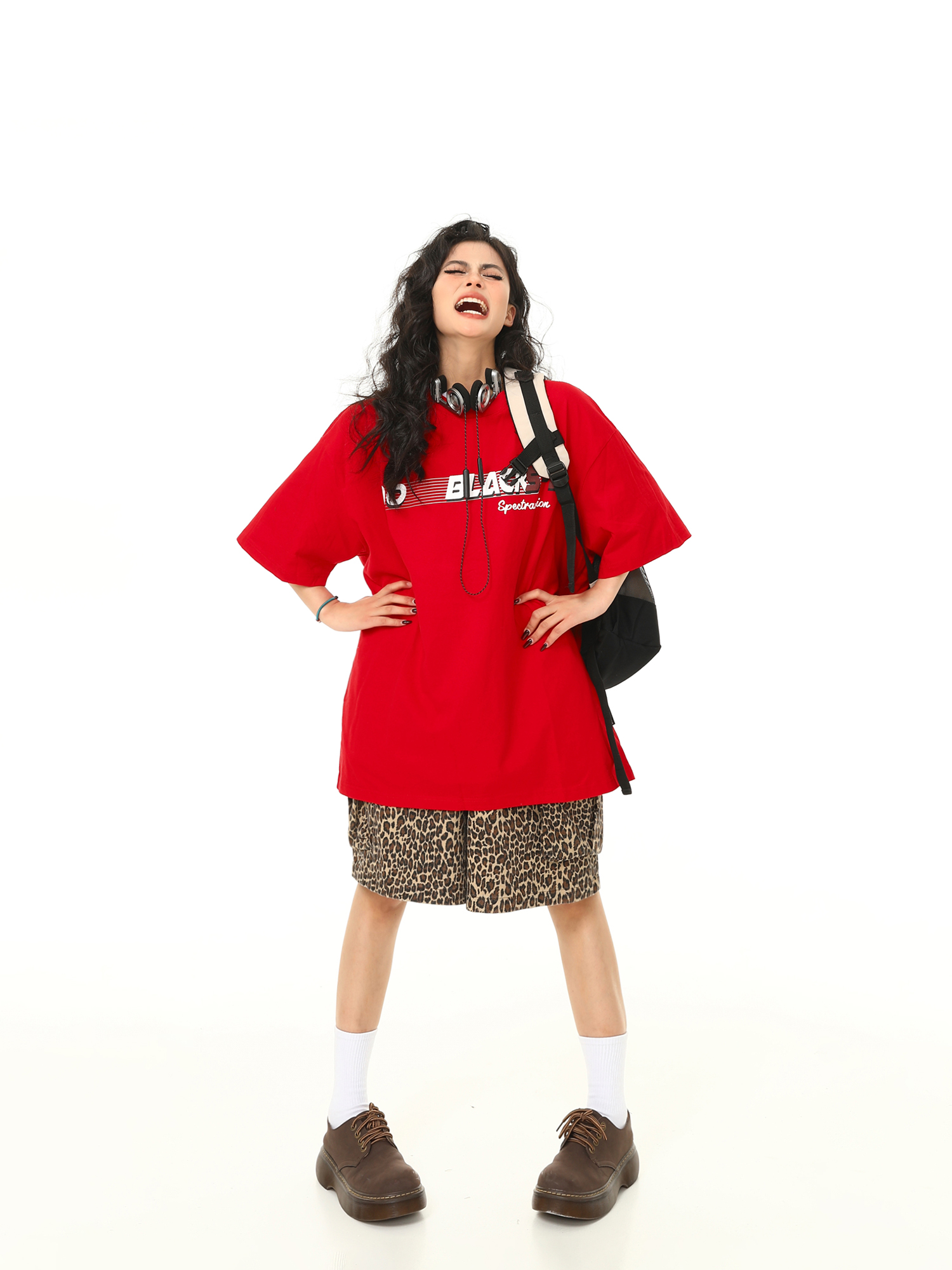 Retro Leopard Print Cargo Shorts for Men and Women - Loose Wide-Leg Style with Multiple Pockets, Trendy Streetwear Retro Leopard Print Cargo Shorts for Men and Women - Loose Wide-Leg Style with Multiple Pockets, Trendy Streetwear