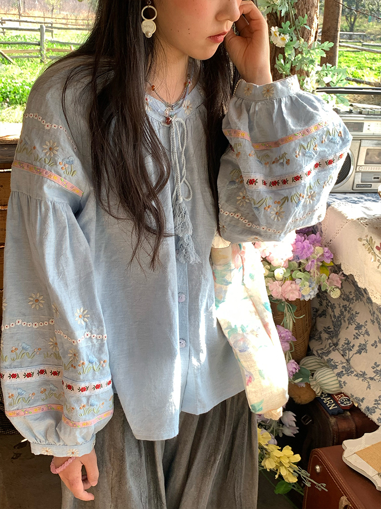 Retro Linen Cotton Long Sleeve Shirt for Women - Honey Daisy Embroidered Lantern Sleeve Top - Spring Vintage Floral Style Retro Linen Cotton Long Sleeve Shirt for Women - Honey Daisy Embroidered Lantern Sleeve Top - Spring Vintage Floral Style