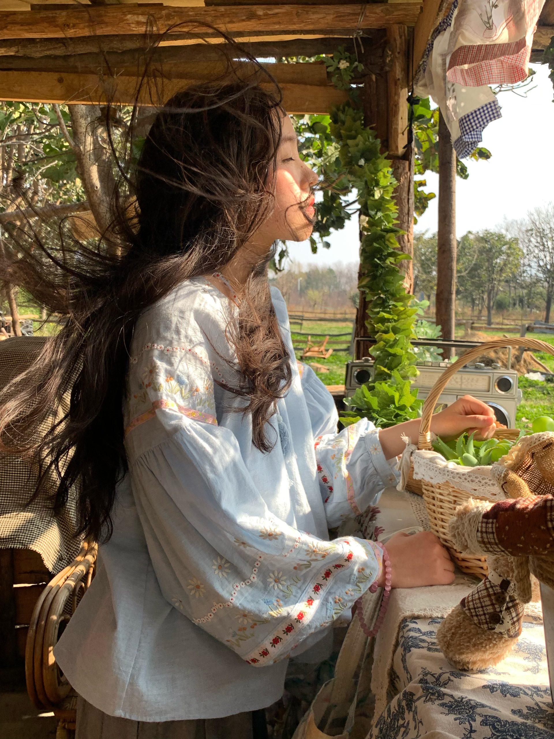 Retro Linen Cotton Long Sleeve Shirt for Women - Honey Daisy Embroidered Lantern Sleeve Top - Spring Vintage Floral Style Retro Linen Cotton Long Sleeve Shirt for Women - Honey Daisy Embroidered Lantern Sleeve Top - Spring Vintage Floral Style