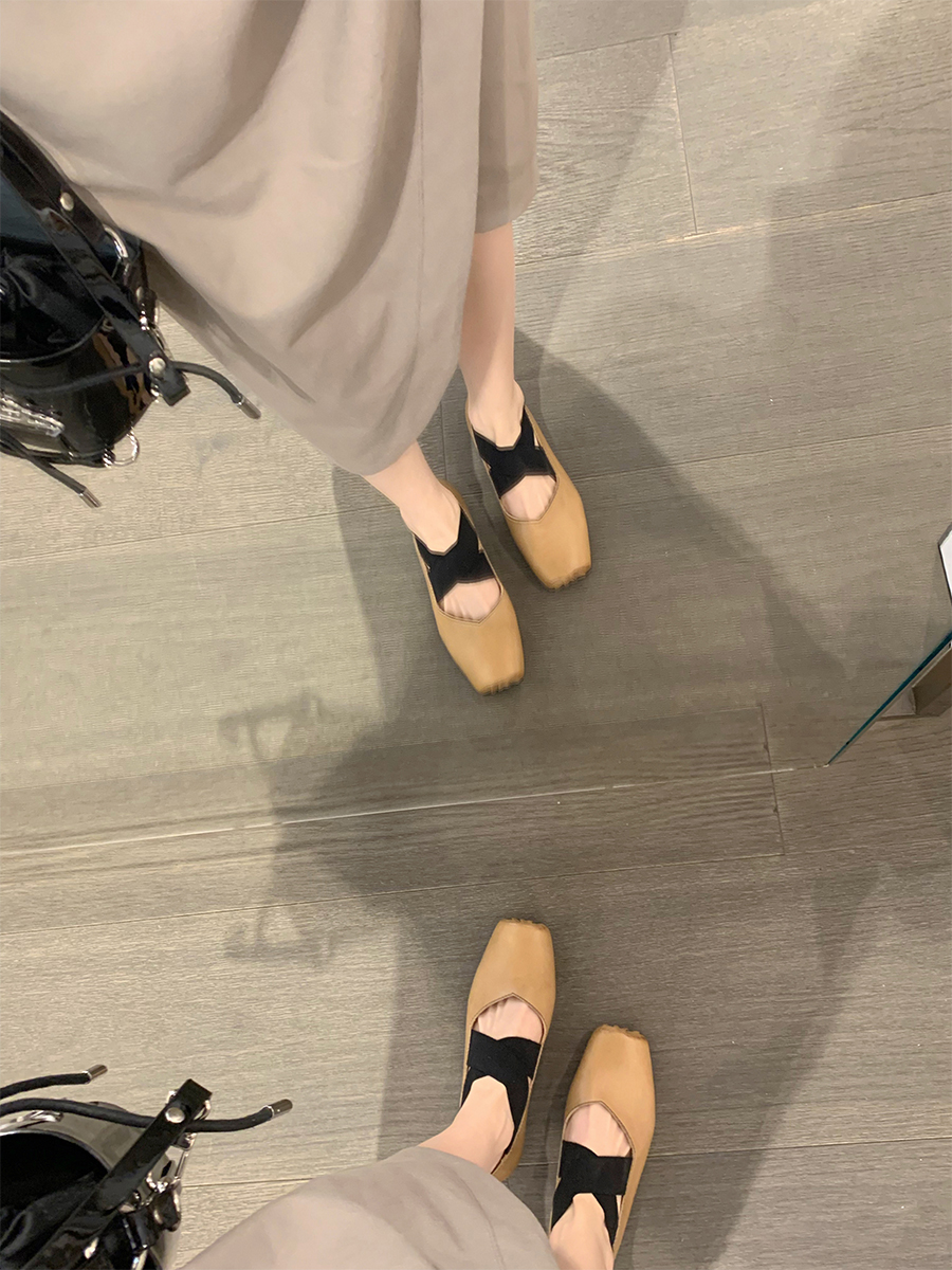 Retro Low-Heeled Ballet Shoes for Women, Cross Strap, Pig Nose, Square Toe, Shallow Mouth, Vintage Flat Shoes Retro Low-Heeled Ballet Shoes for Women, Cross Strap, Pig Nose, Square Toe, Shallow Mouth, Vintage Flat Shoes