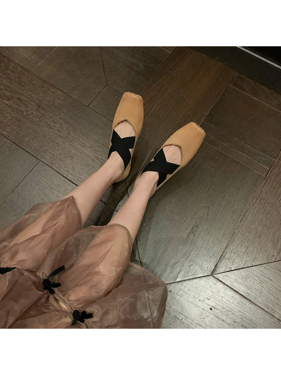 Retro Low-Heeled Ballet Shoes for Women, Cross Strap, Pig Nose, Square Toe, Shallow Mouth, Vintage Flat Shoes Retro Low-Heeled Ballet Shoes for Women, Cross Strap, Pig Nose, Square Toe, Shallow Mouth, Vintage Flat Shoes