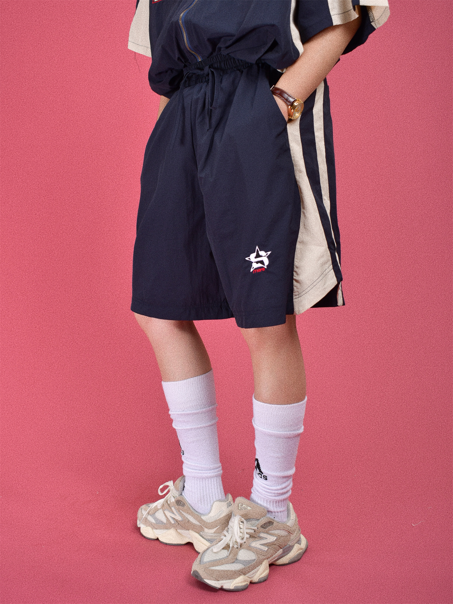 Retro Military Style Windbreaker Sports Suit for Summer - Casual Two-Piece Set for Couples Retro Military Style Windbreaker Sports Suit for Summer - Casual Two-Piece Set for Couples