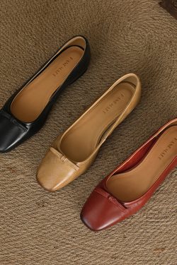 Retro Minimalist Genuine Leather Flats - Handmade Deer and Nara Cowhide Versatile Shallow Mouth Grandma Shoes for Women
