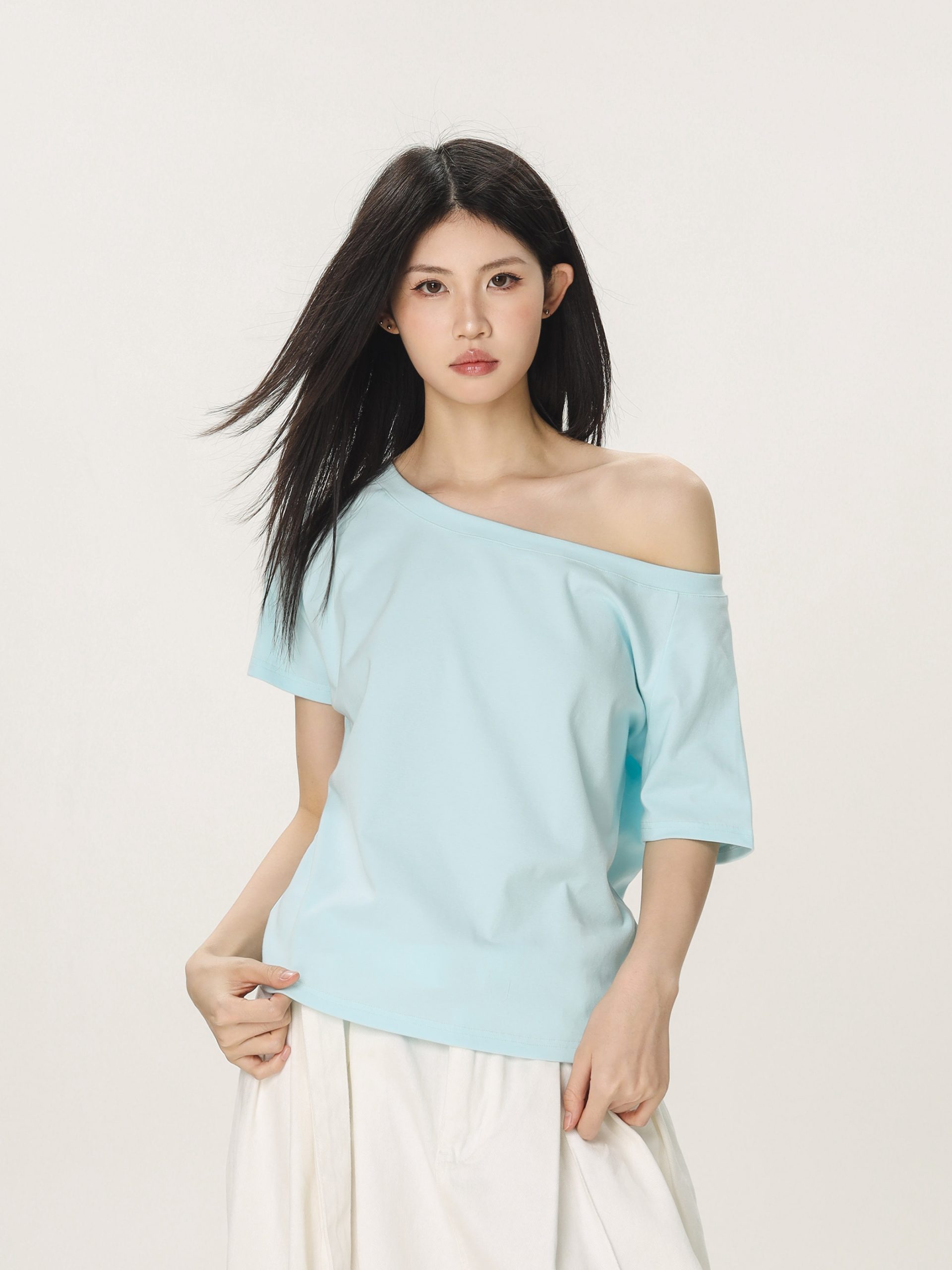 Retro Off-Shoulder T-Shirt for Women - Summer Short Sleeve Slim Fit - Unique Beautiful Hot Girl Style Retro Off-Shoulder T-Shirt for Women - Summer Short Sleeve Slim Fit - Unique Beautiful Hot Girl Style