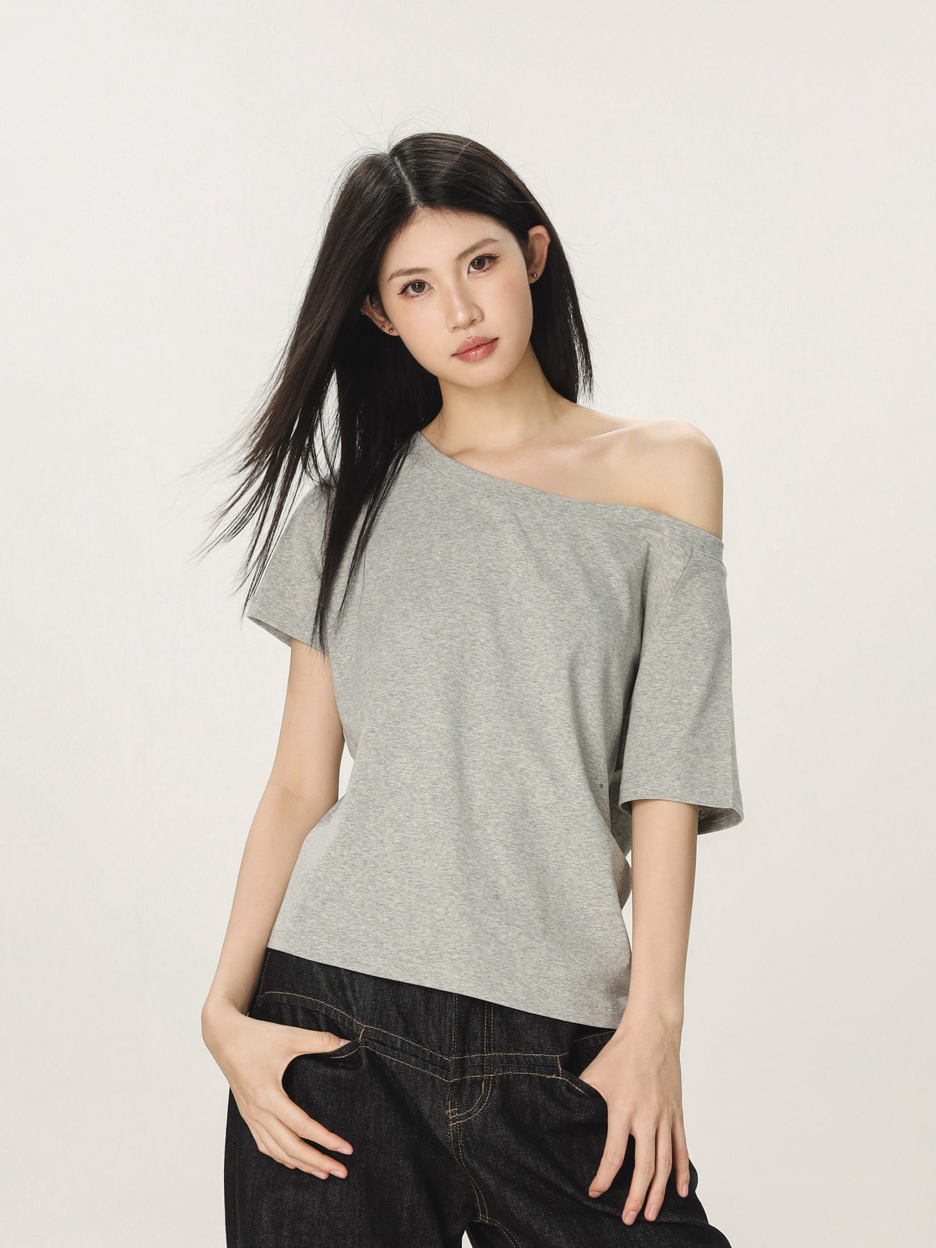 Retro Off-Shoulder T-Shirt for Women - Summer Short Sleeve Slim Fit - Unique Beautiful Hot Girl Style Retro Off-Shoulder T-Shirt for Women - Summer Short Sleeve Slim Fit - Unique Beautiful Hot Girl Style