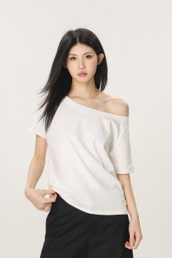 Retro Off-Shoulder T-Shirt for Women - Summer Short Sleeve Slim Fit - Unique Beautiful Hot Girl Style